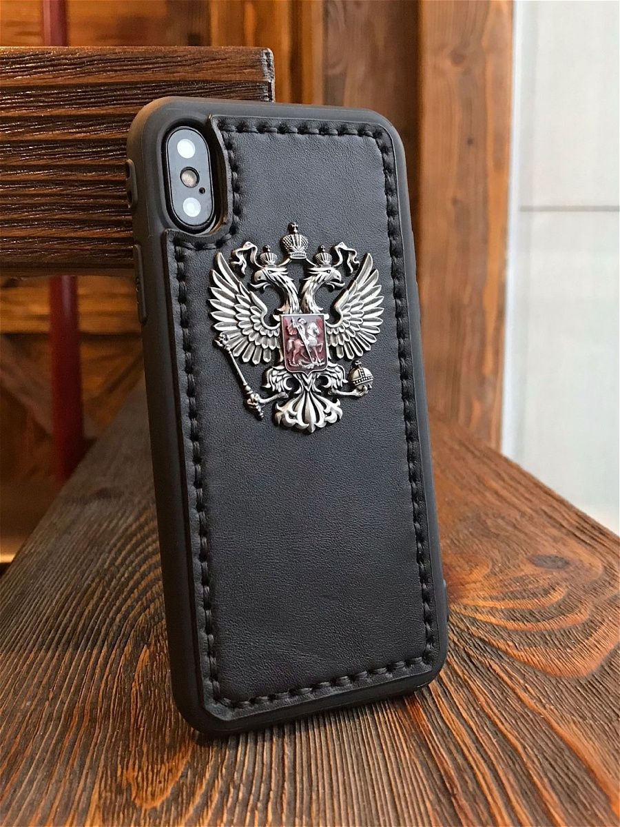Чехол кожаный с гербом на XS iphone