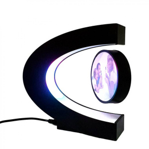 svetyaschayasya-levitiruyuschaya-fotoramka6-1398x1398